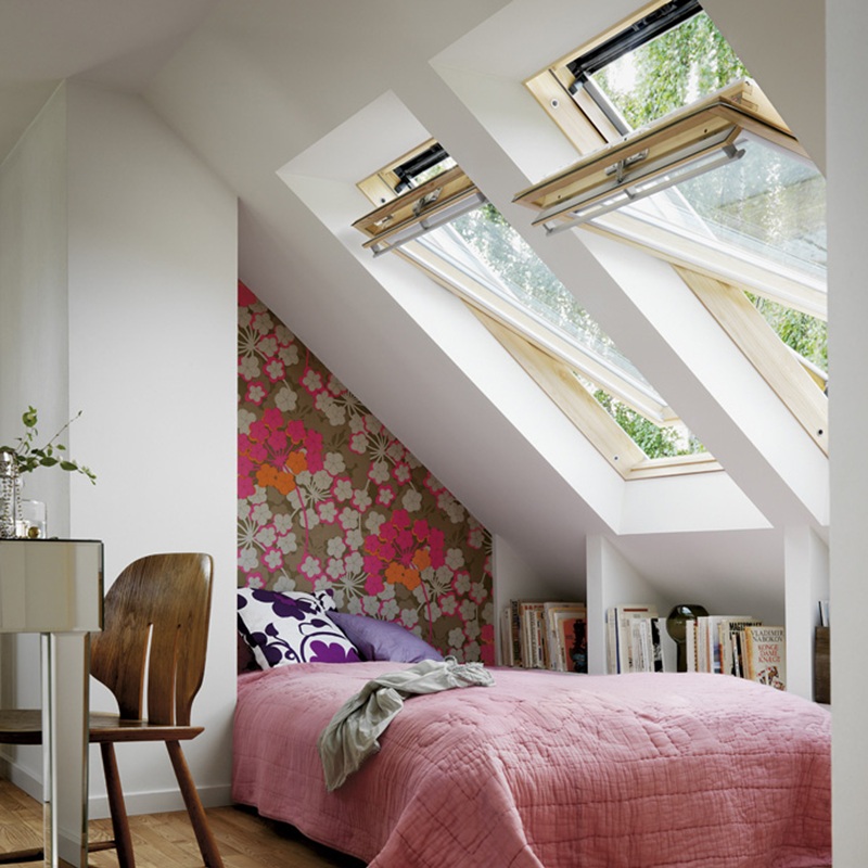 Using roof windows to handle natural light
