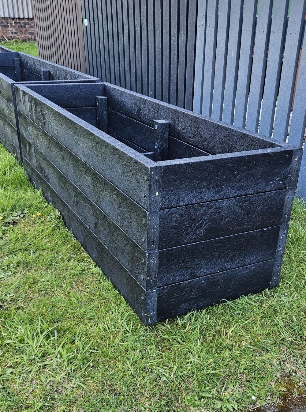 Composite Planter - Image 3