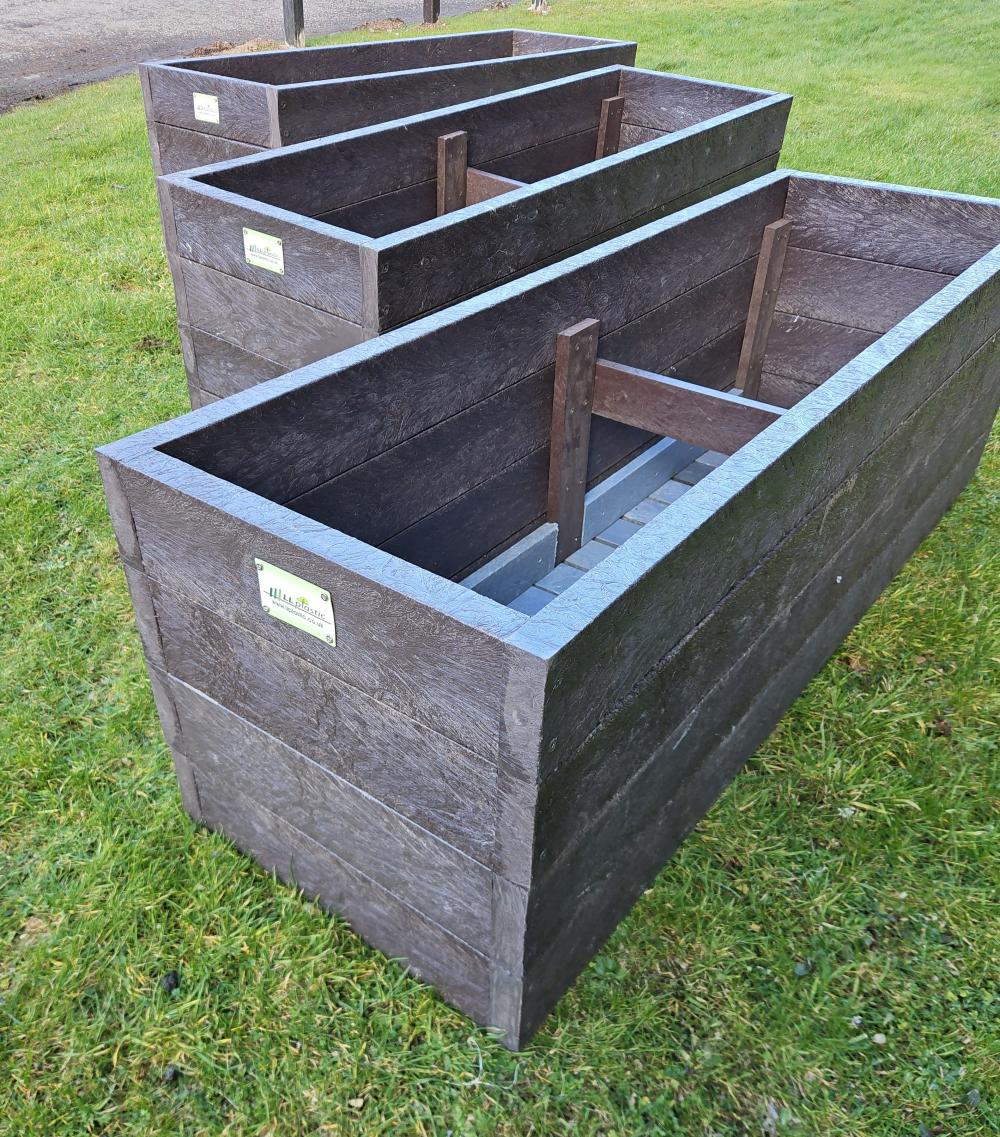 Composite Planter - Image 4