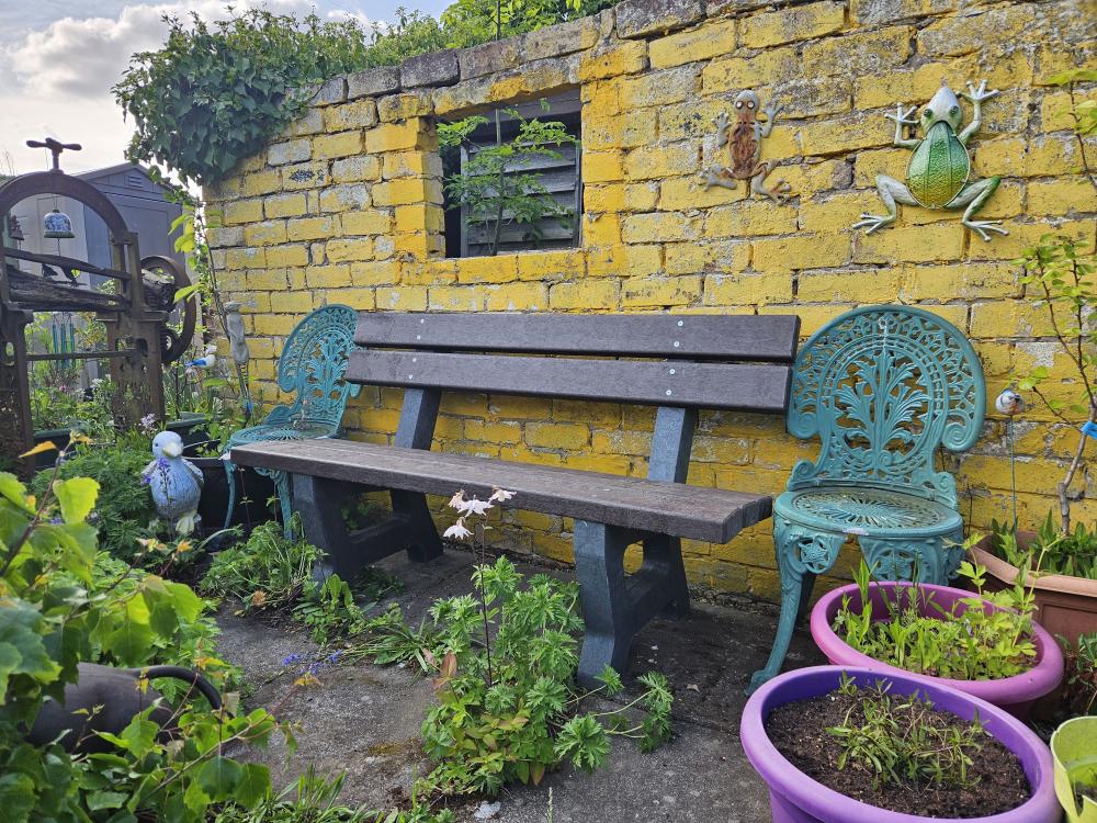 Composite Bench (Sarah) - 830 x 410 x 1500 mm - Image 2