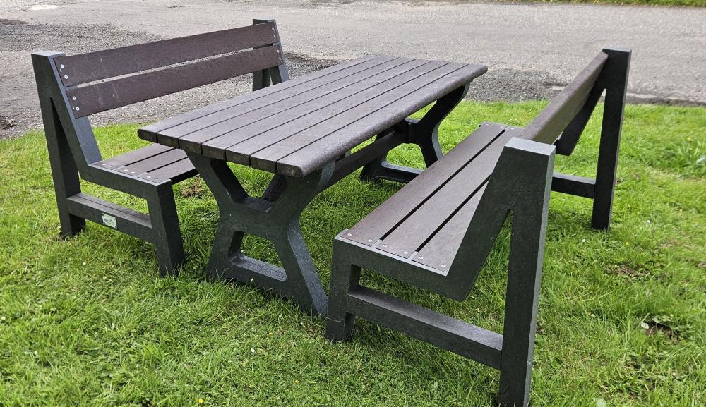 Composite Garden Table - 1700 x 930 x 930 mm - Image 2